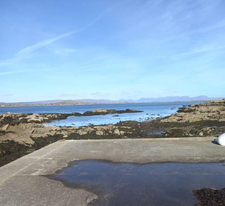 Radharc An Chuain 2 Bedroom Holiday Home Galway Exterior foto